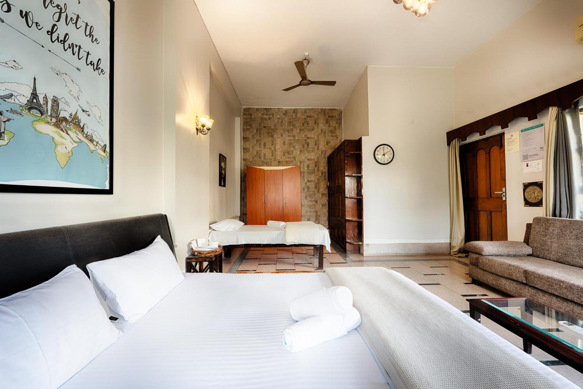 International Travellers' Hostel By Ith Stays Варанаси Номер фото